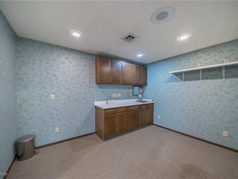 1420 W Main Street, Alliance, OH 44601 Photo 17