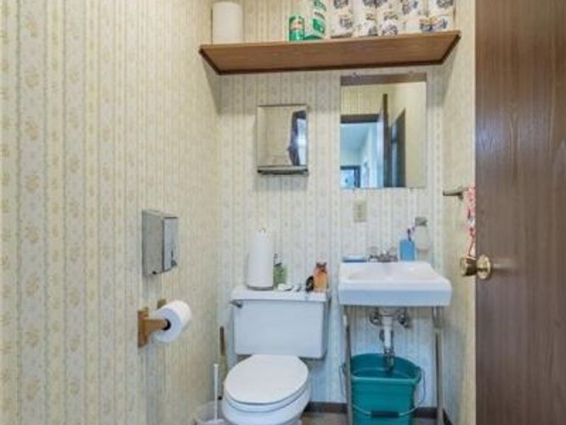 1420 W Main Street, Alliance, OH 44601 Photo 24