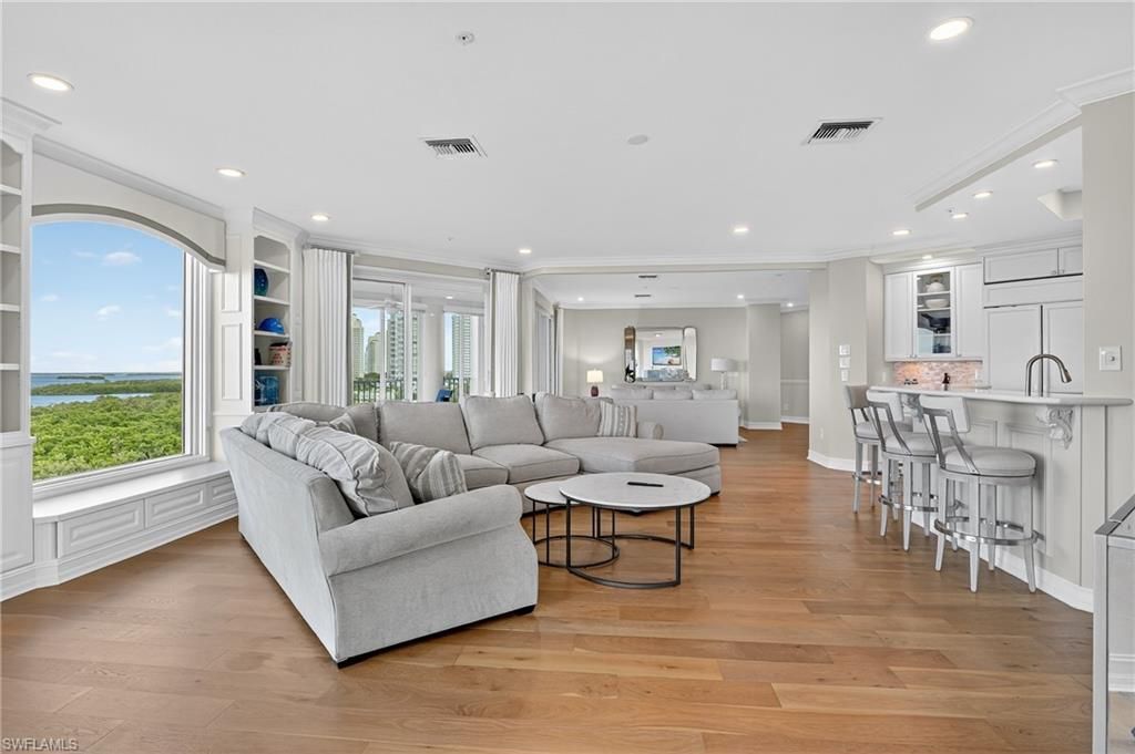 4811 Island Pond Ct, Unit 604, Bonita Springs, FL 34134 Photo