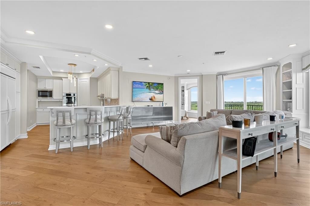 4811 Island Pond Ct, Unit 604, Bonita Springs, FL 34134 Photo