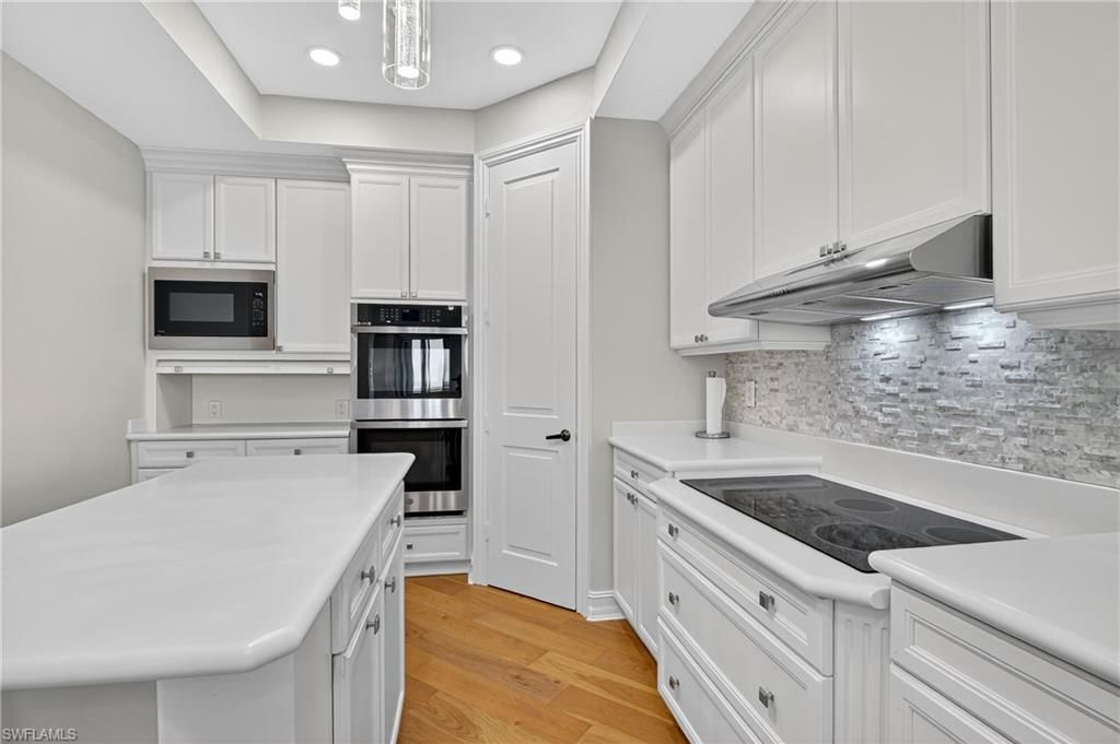 4811 Island Pond Ct, Unit 604, Bonita Springs, FL 34134 Photo