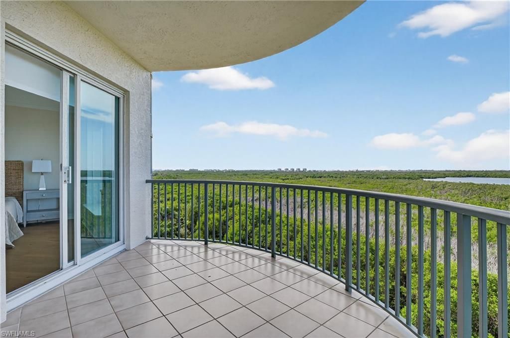 4811 Island Pond Ct, Unit 604, Bonita Springs, FL 34134 Photo