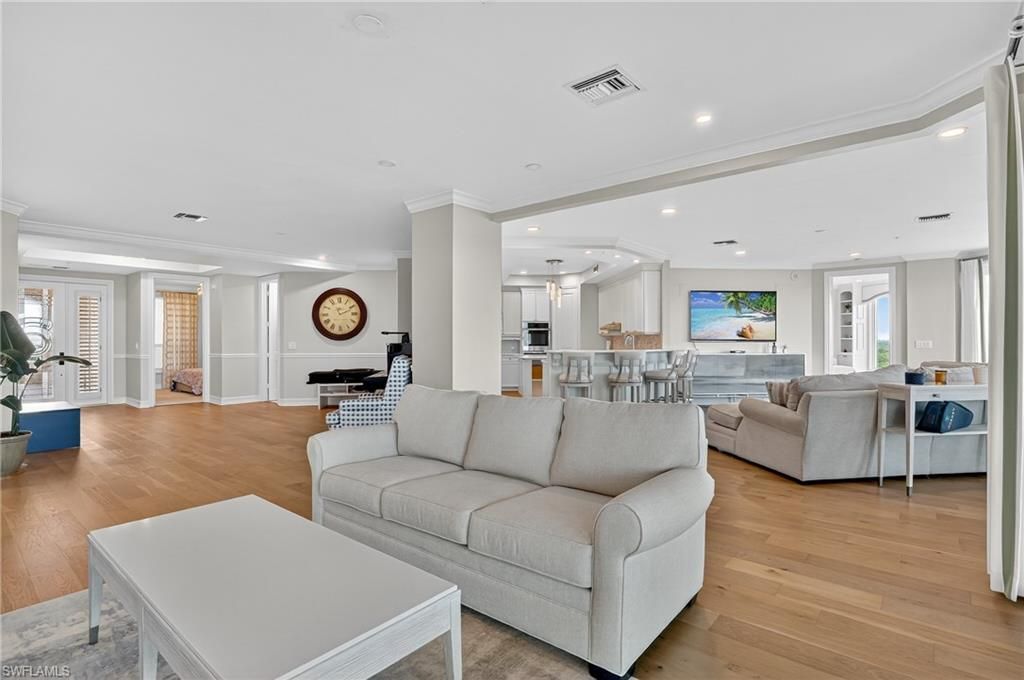 4811 Island Pond Ct, Unit 604, Bonita Springs, FL 34134 Photo