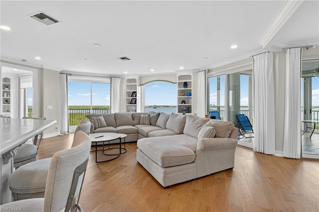 4811 Island Pond Ct, Unit 604, Bonita Springs, FL 34134 Photo