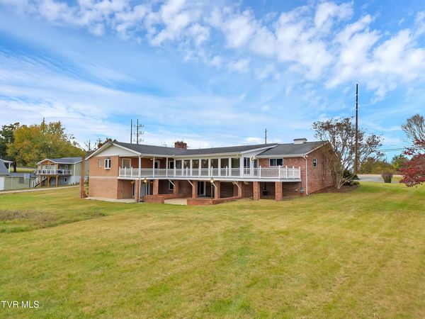 1620 Erwin Highway, Greeneville, TN 37745