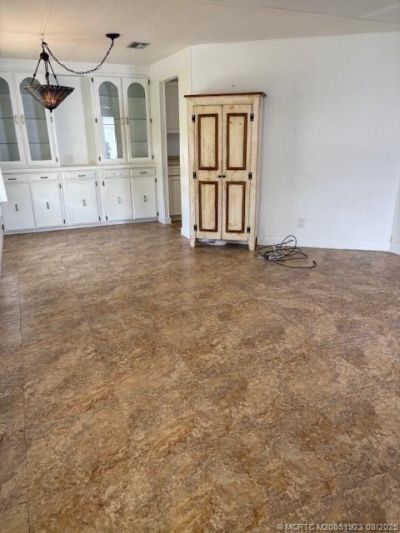 443 NE Pinelake Village Boulevard, Jensen Beach, FL 34957 Photo
