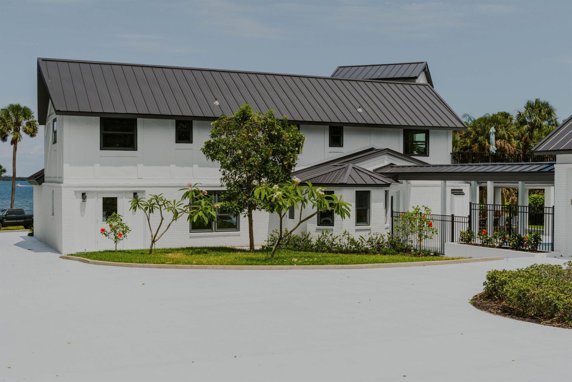 8111 S Indian River Drive, Fort Pierce, FL 34982 Photo