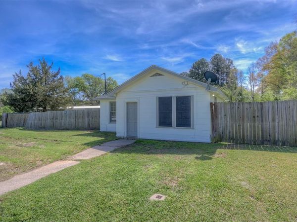 7814 Jewella Avenue, Shreveport, LA 71108
