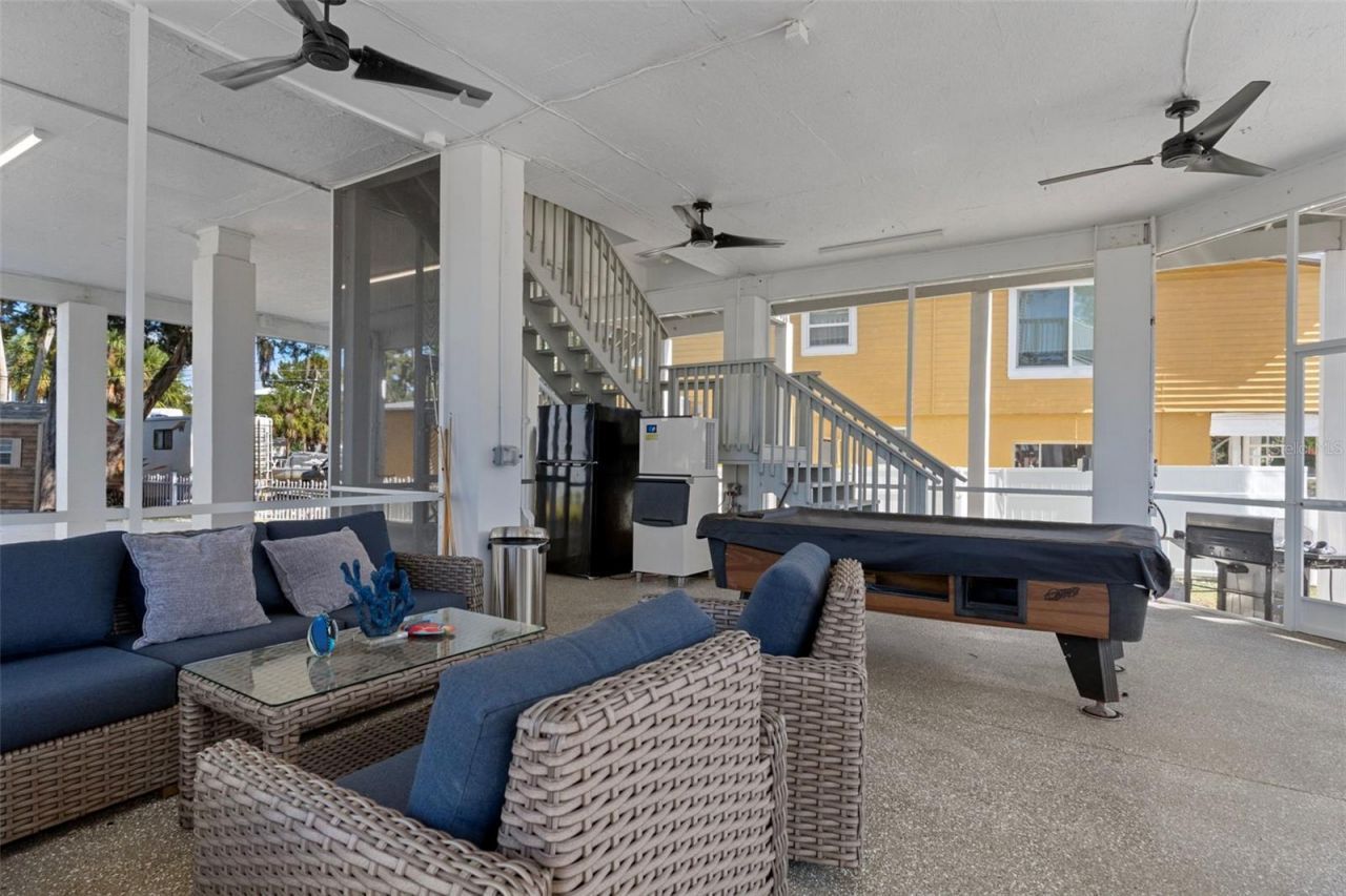 5272 Tropical Point, Weeki Wachee, FL 34607 Photo