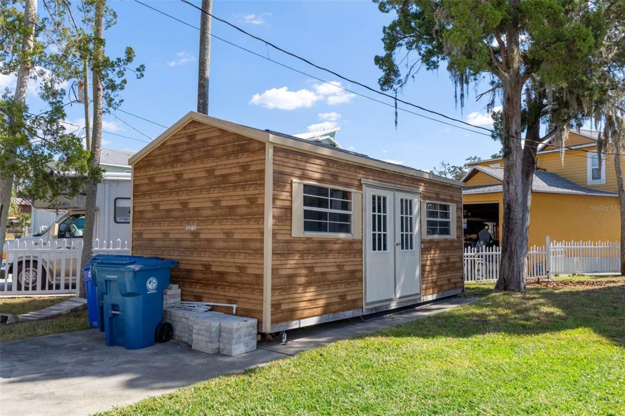 5272 Tropical Point, Weeki Wachee, FL 34607 Photo