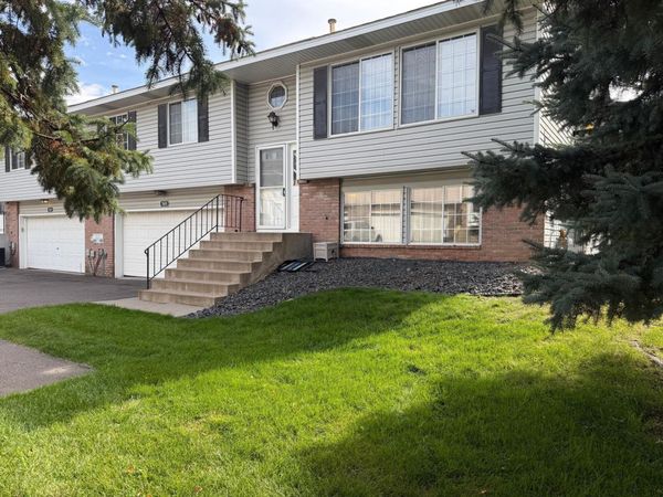 7655 Afton Court, Woodbury, MN 55125