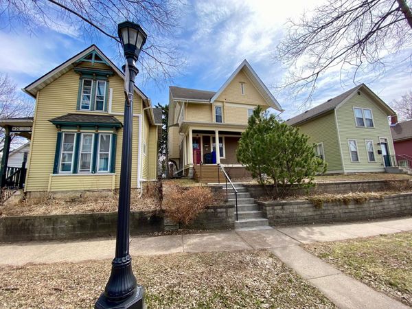 702 4th Street E, Saint Paul, MN 55106