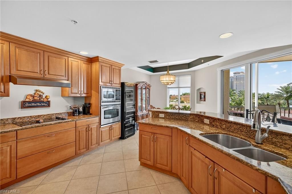 6081 Silver King Blvd, Unit 202, Cape Coral, FL 33914 Photo