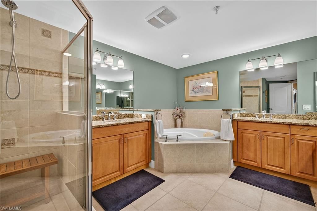 6081 Silver King Blvd, Unit 202, Cape Coral, FL 33914 Photo