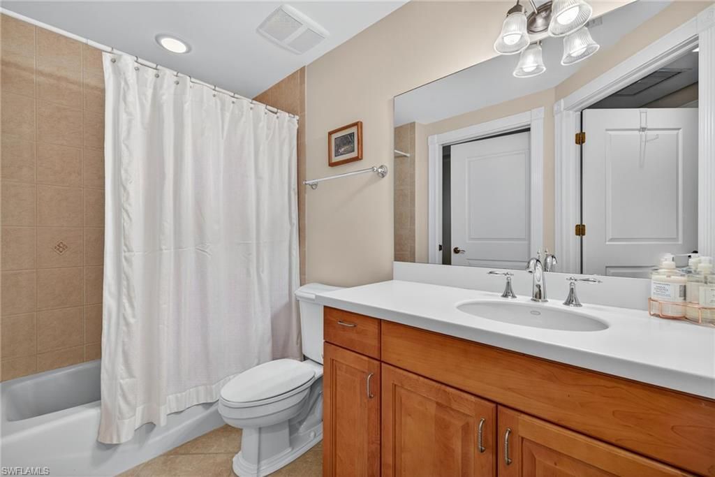 6081 Silver King Blvd, Unit 202, Cape Coral, FL 33914 Photo