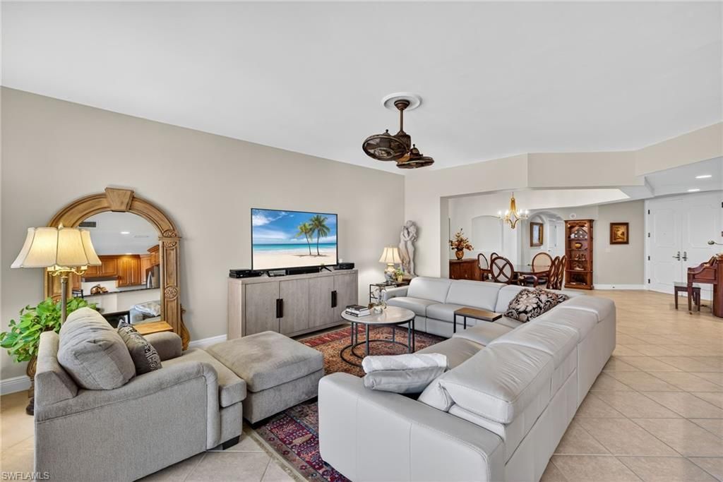 6081 Silver King Blvd, Unit 202, Cape Coral, FL 33914 Photo