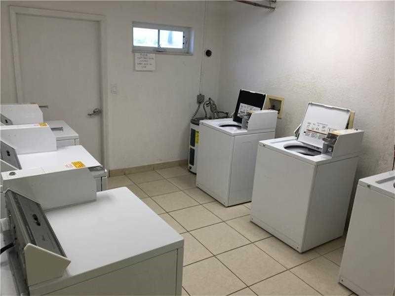 924 SE 2nd St, Unit 34, Fort Lauderdale, FL 33301 Photo