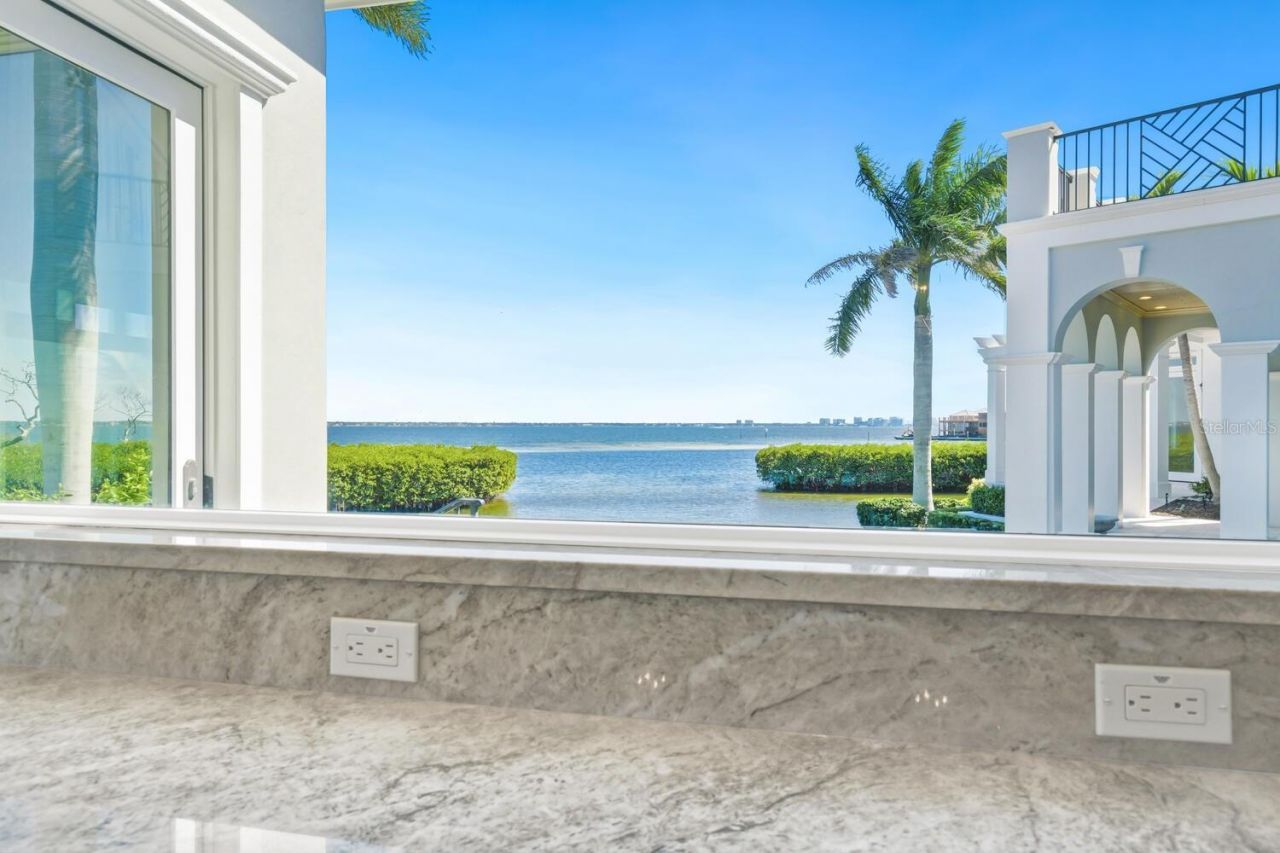 560 Harbor Point Road, Longboat Key, FL 34228 Photo