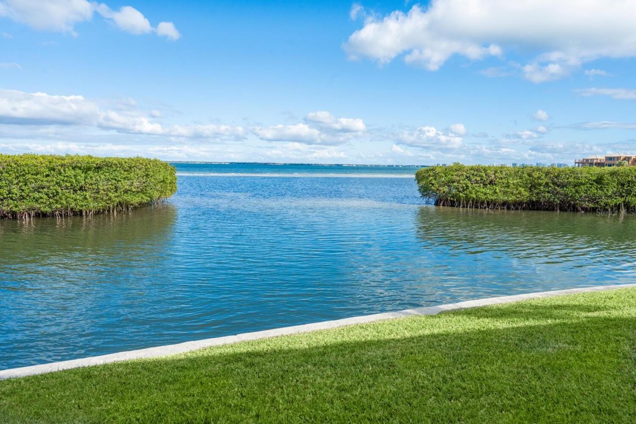 560 Harbor Point Road, Longboat Key, FL 34228 Photo