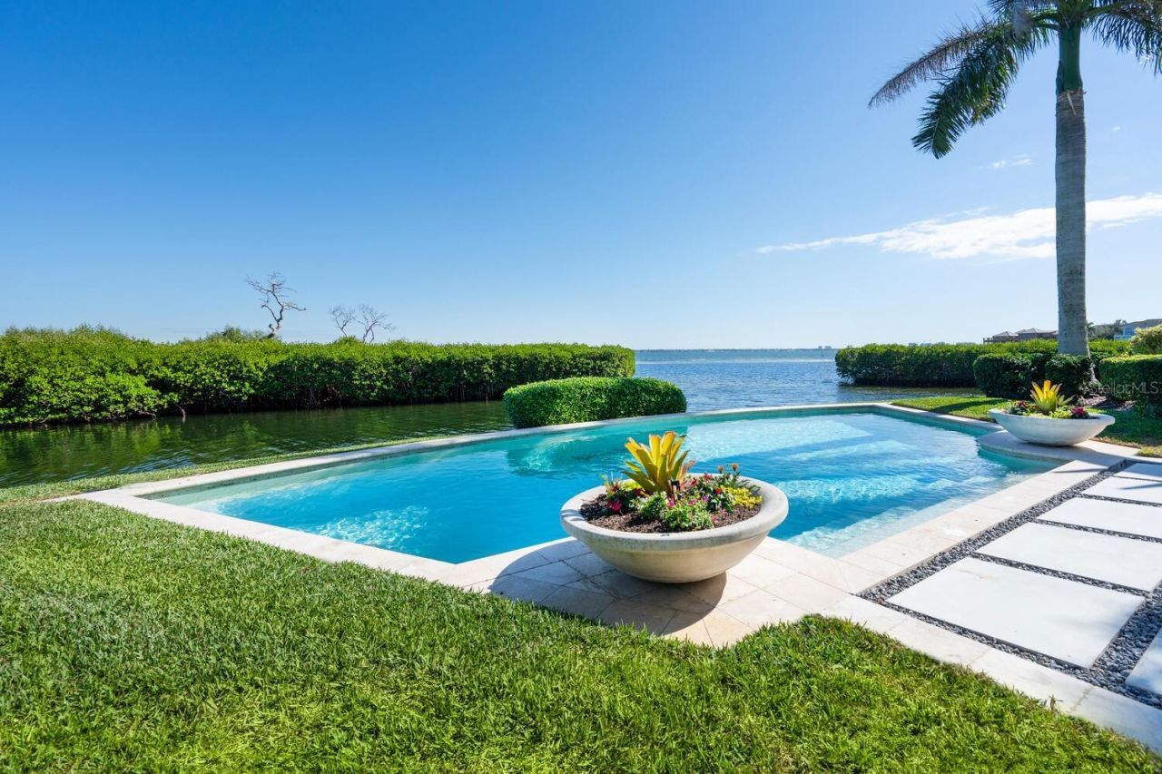 560 Harbor Point Road, Longboat Key, FL 34228 Photo