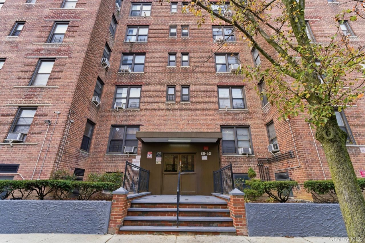 88-30 182nd Street, Unit 1H, Hollis, NY 11423 Main Photo