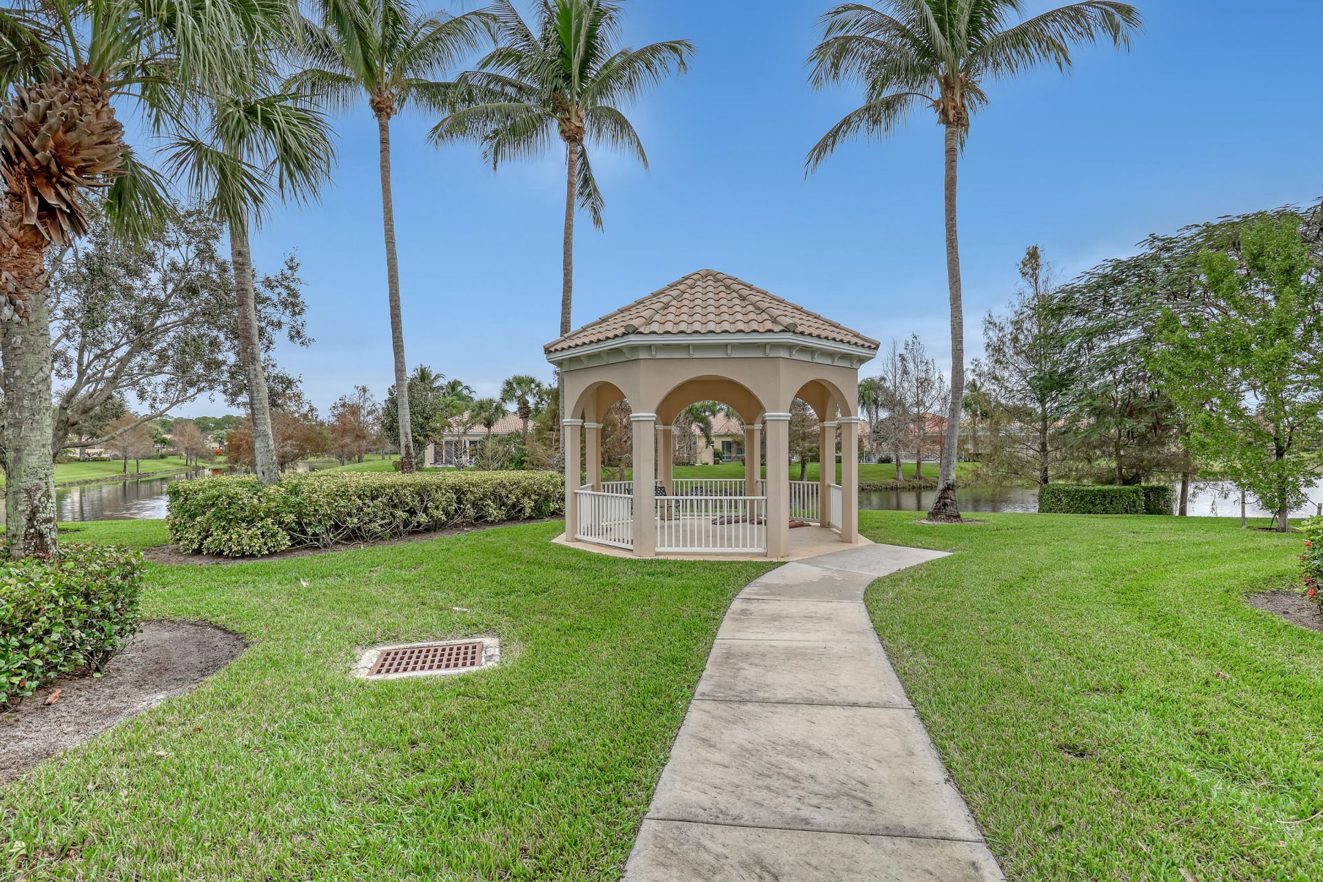 5011 Magnolia Bay Circle, Palm Beach Gardens, FL 33418 Photo