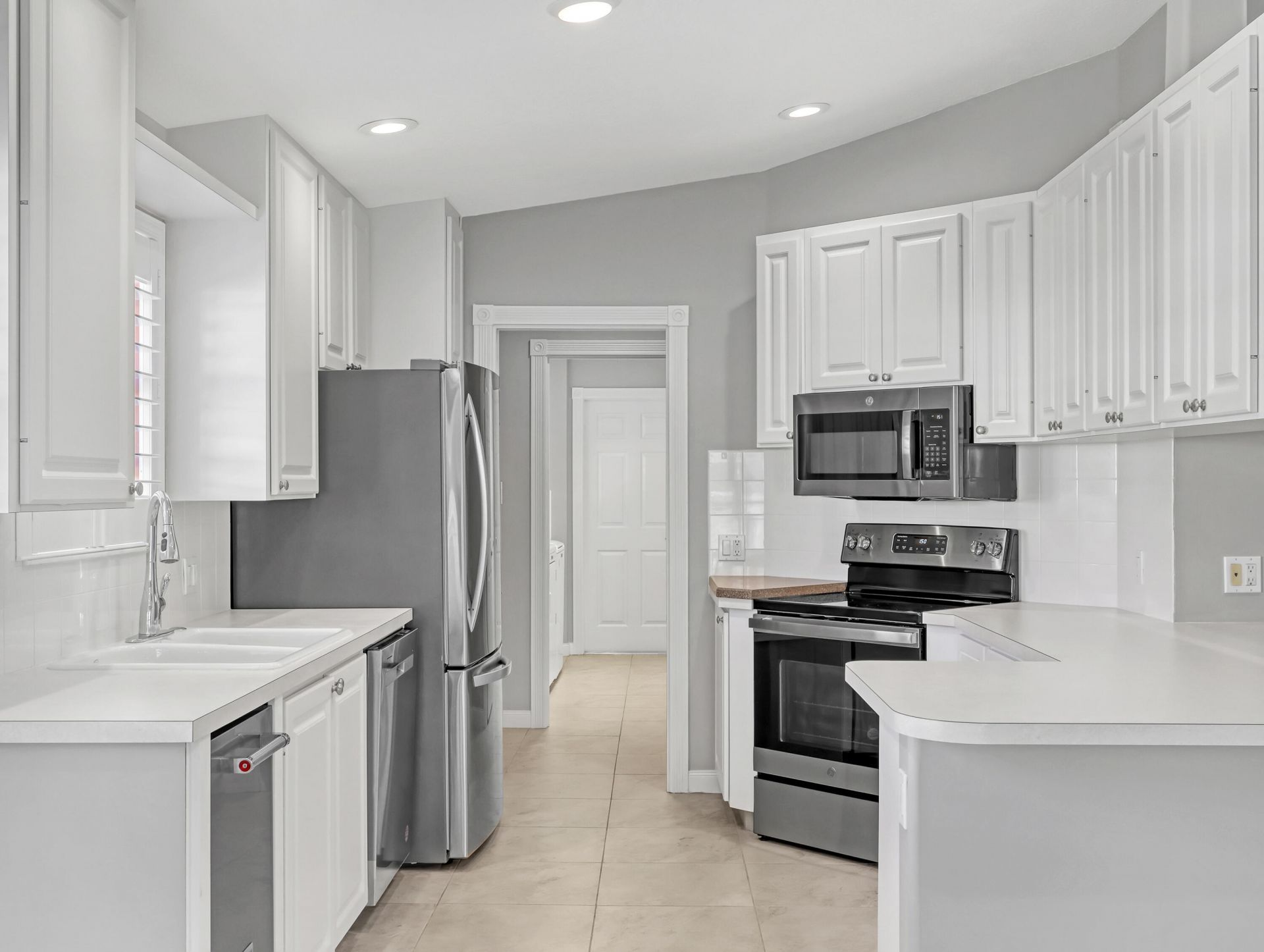 5011 Magnolia Bay Circle, Palm Beach Gardens, FL 33418 Photo