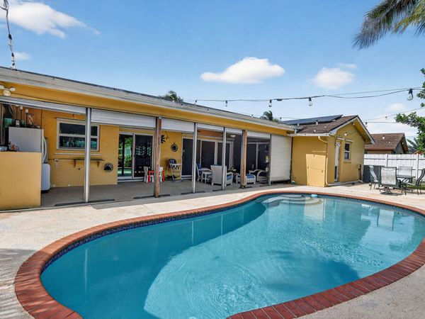 1320 SW 24th Terrace, Deerfield Beach, FL 33442