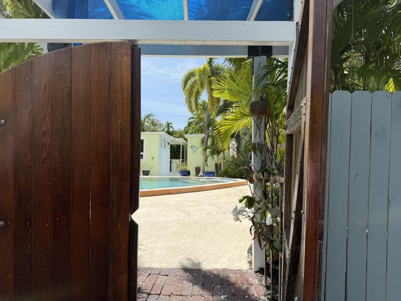 19512 Aztec Street, Sugarloaf, FL 33042 Photo