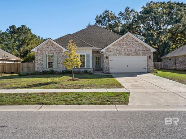 212 Ornate Avenue, Fairhope, AL 36532