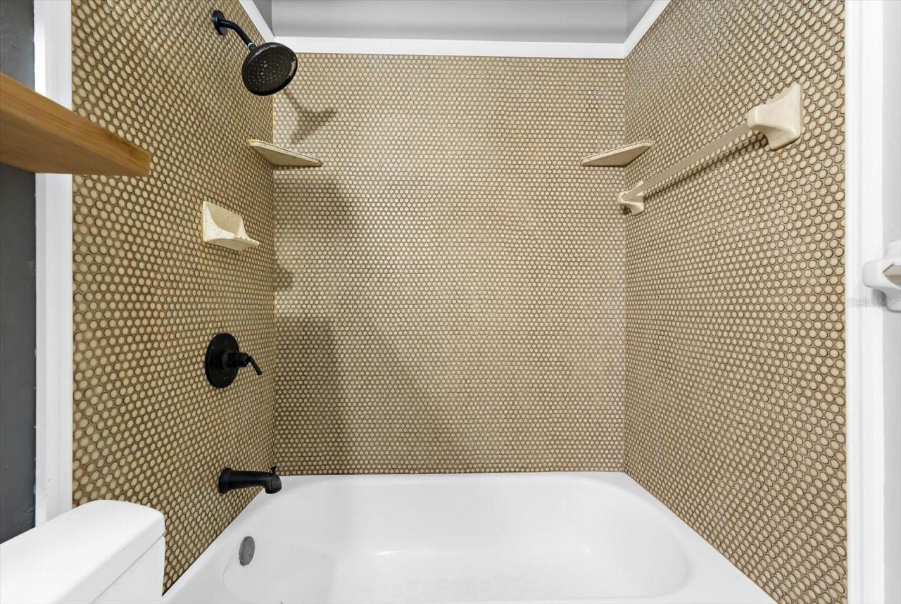 904 66th Avenue W, Bradenton, FL 34207 Photo