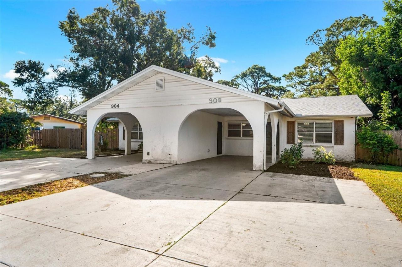 904 66th Avenue W, Bradenton, FL 34207 Photo
