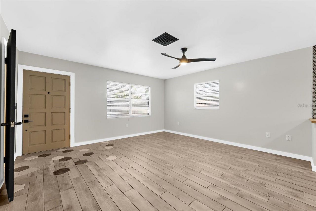 904 66th Avenue W, Bradenton, FL 34207 Photo