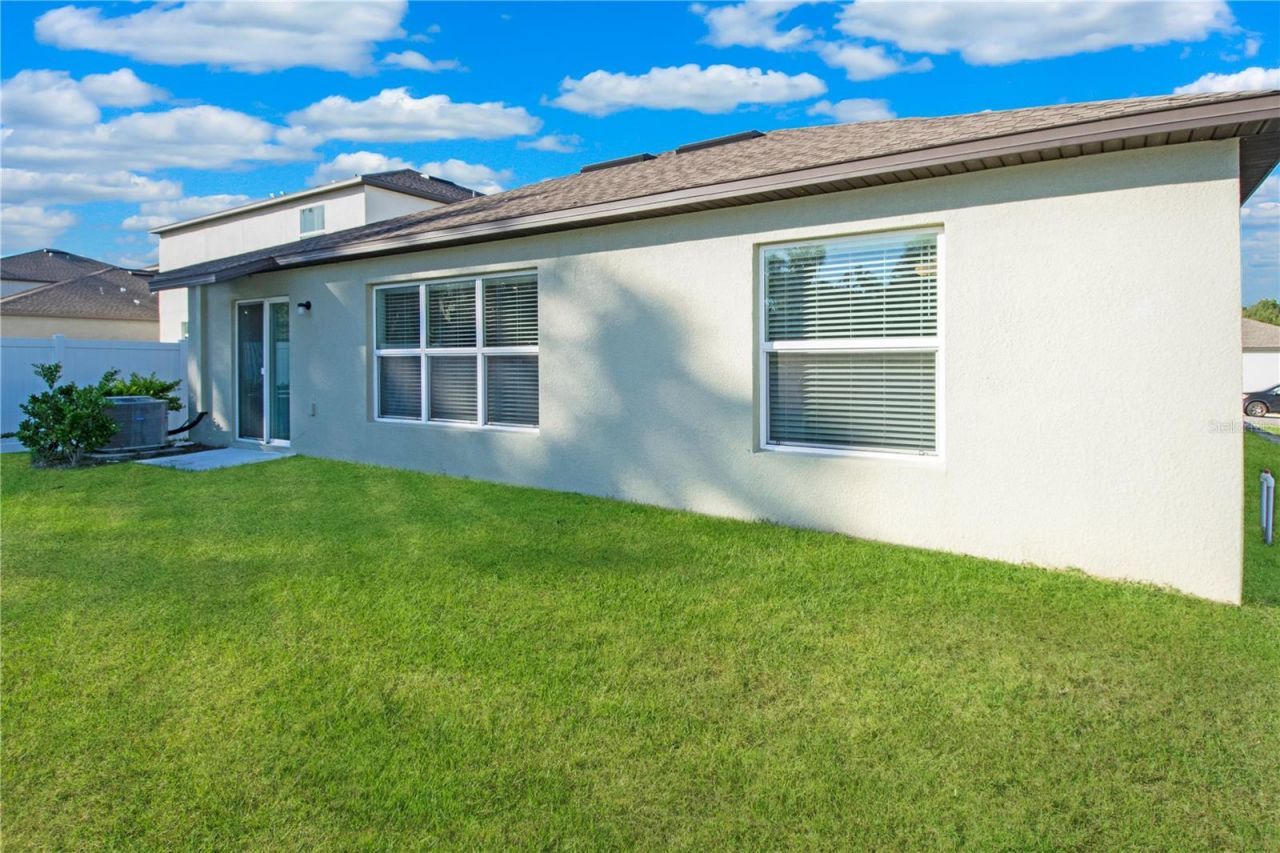 36618 Garden Wall Way, Zephyrhills, FL 33541 Photo