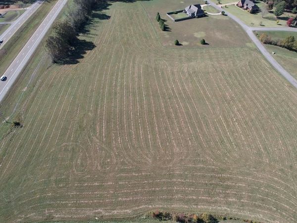 0 Barrington Ln, Paris, TN 38242