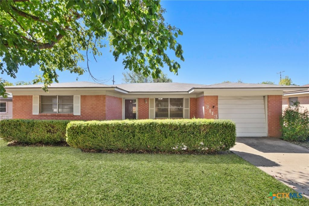 3113 Lawnwood Drive, Temple, TX 76502 Main Photo