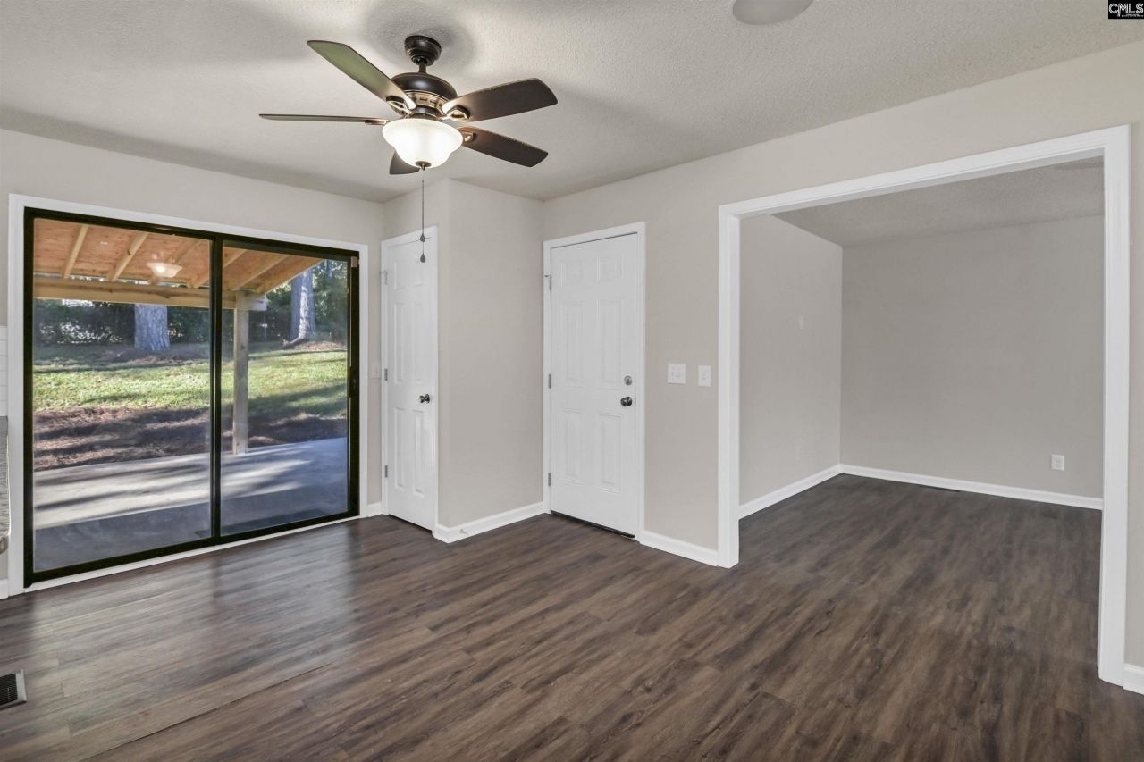 207 Baymore Lane  Photo 13