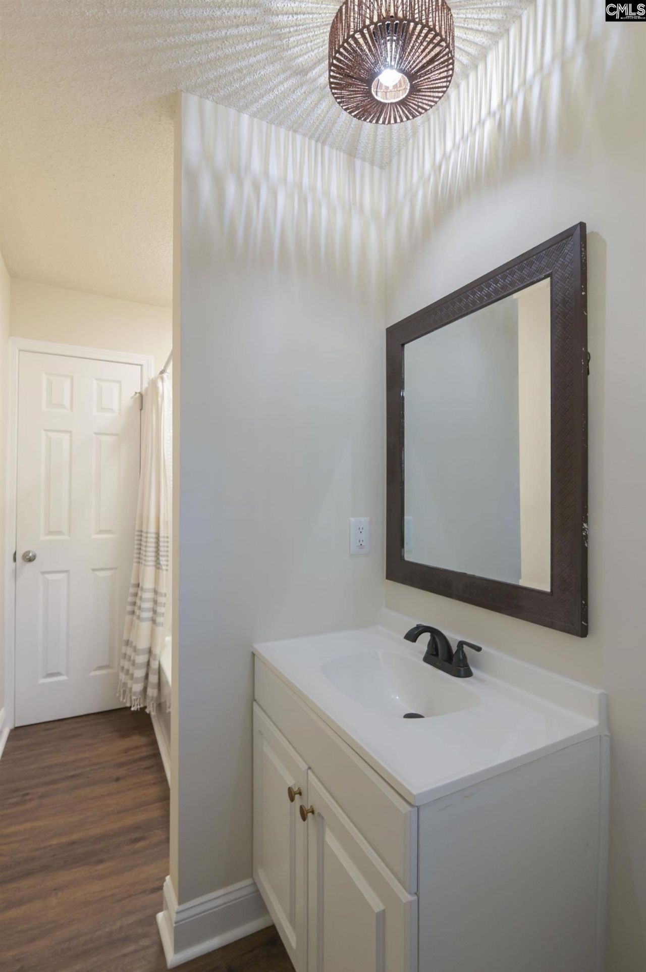 207 Baymore Lane  Photo 22