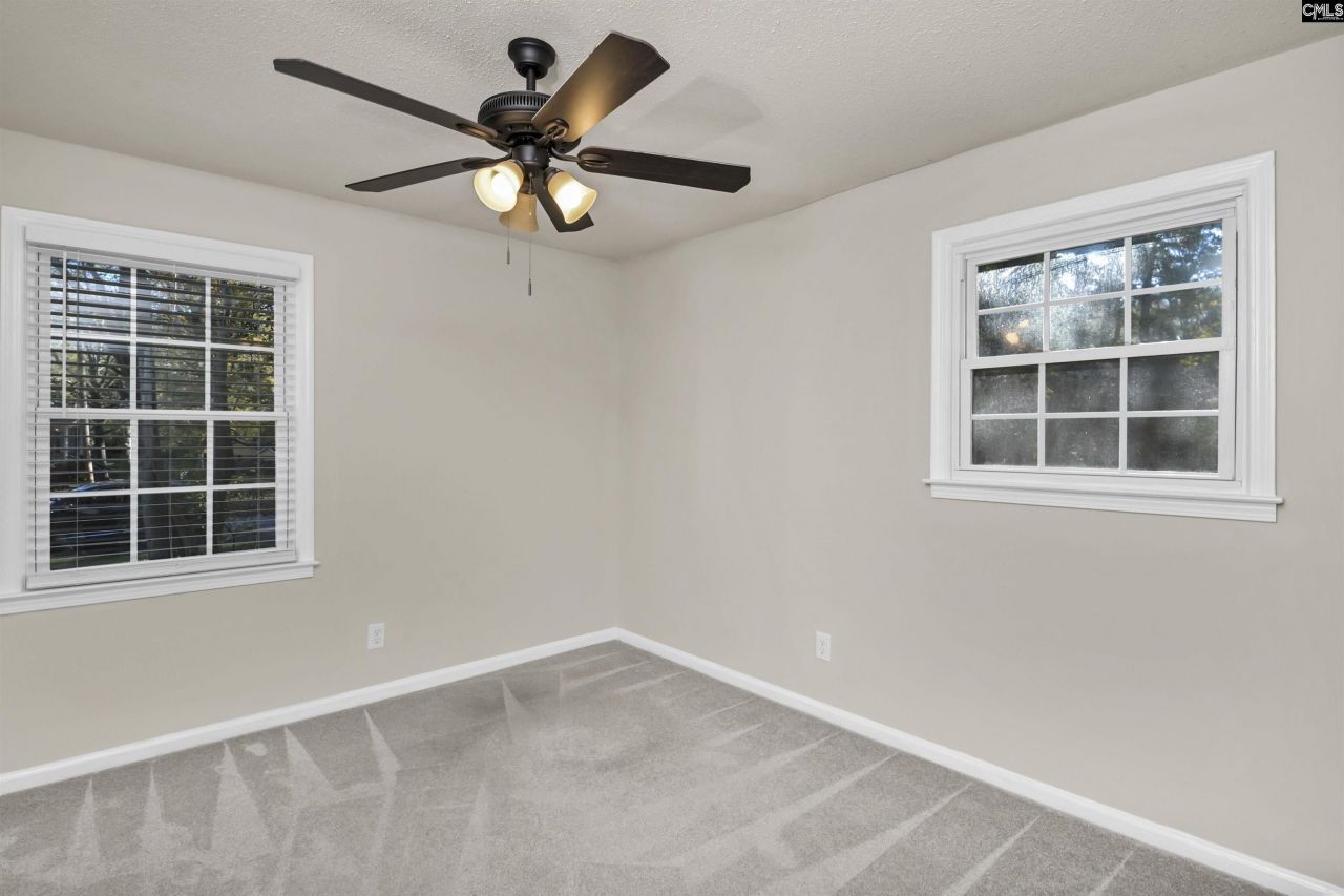 207 Baymore Lane  Photo 24