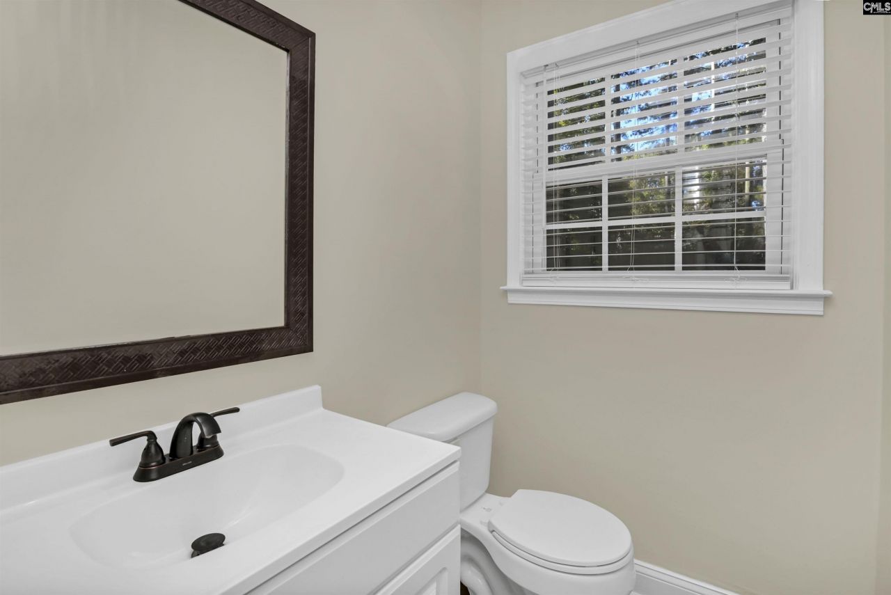 207 Baymore Lane  Photo 26