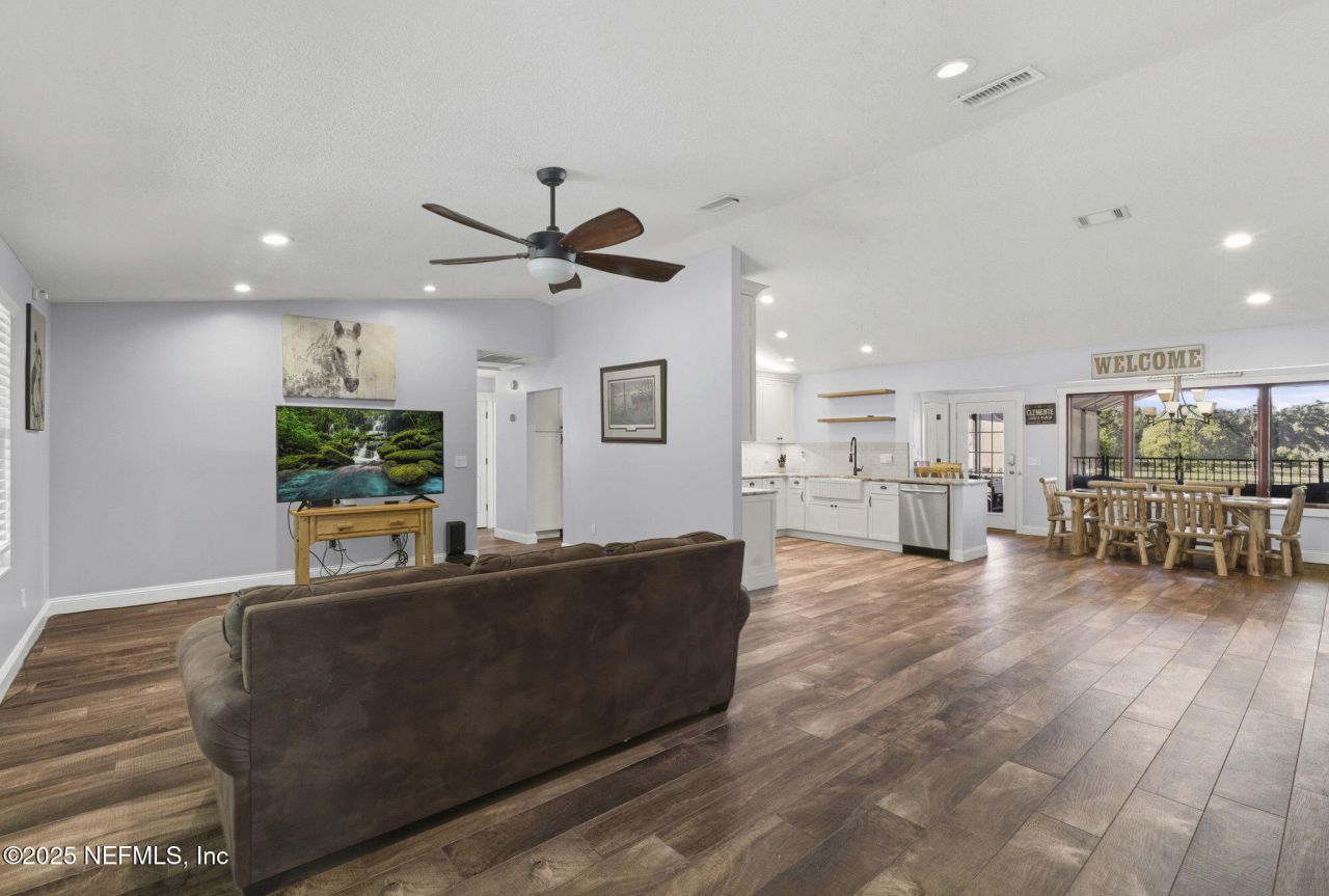 4299 Hawk Haven Road, Middleburg, FL 32068 Photo