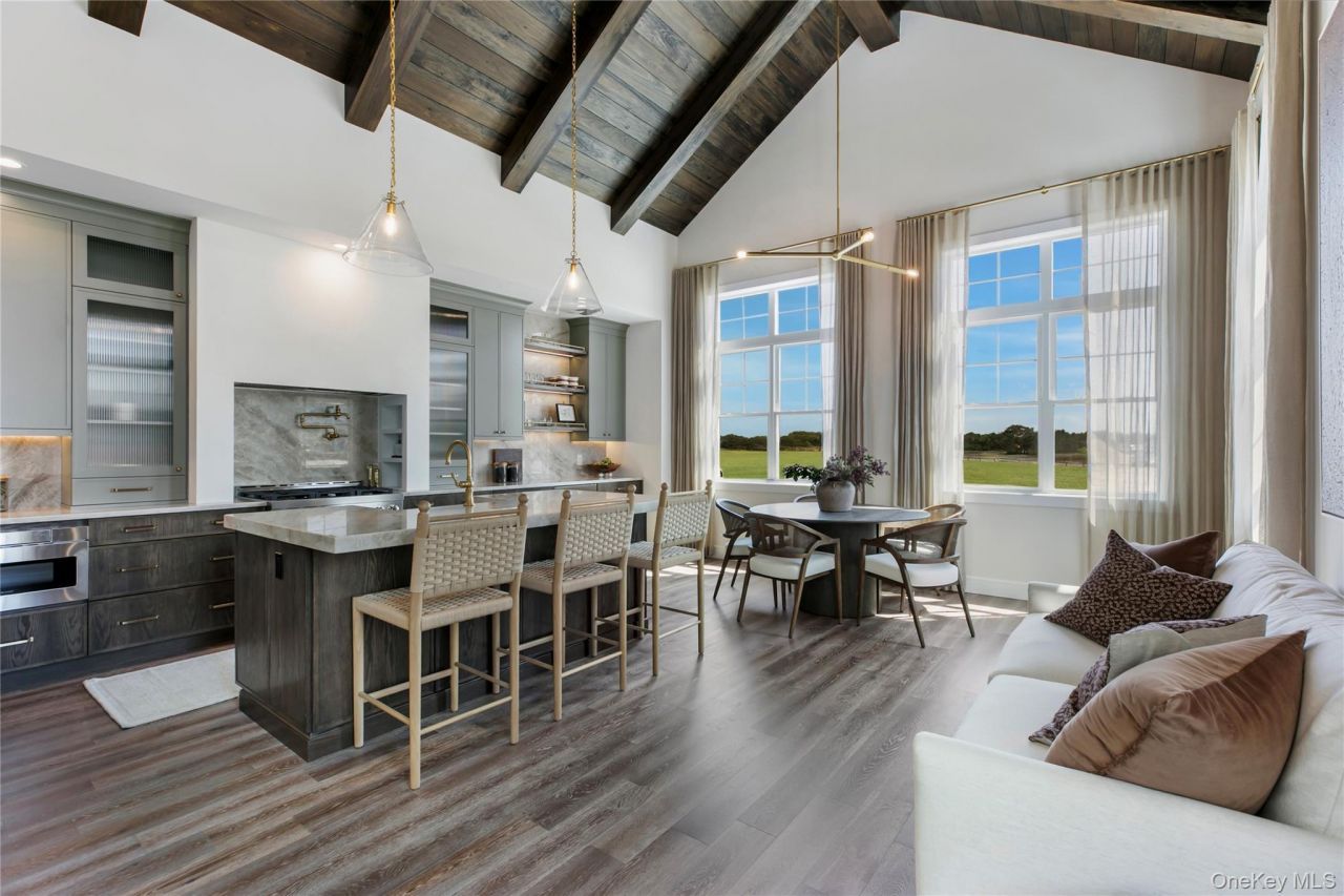 148 Celine Lane, Unit 22, Yaphank, NY 11980 Main Photo