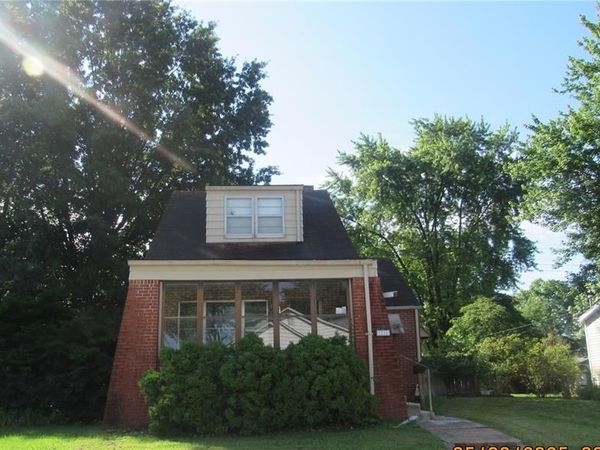 1210 N Church Street, Belleville, IL 62221