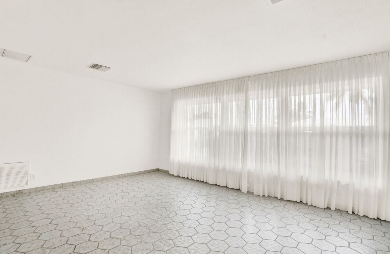 218 SW 12th Avenue, Boynton Beach, FL 33435 Photo