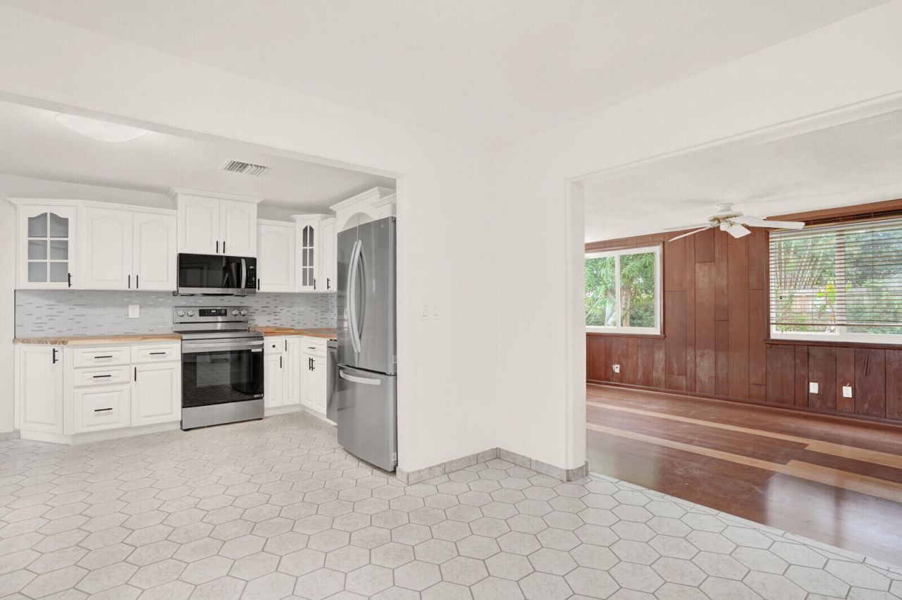 218 SW 12th Avenue, Boynton Beach, FL 33435 Photo