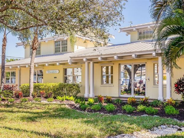 525 8TH STREET W, BRADENTON, FL 34205