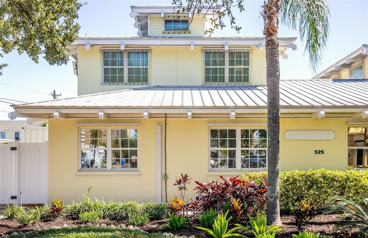 525 8th Street W, Bradenton, FL 34205 Photo