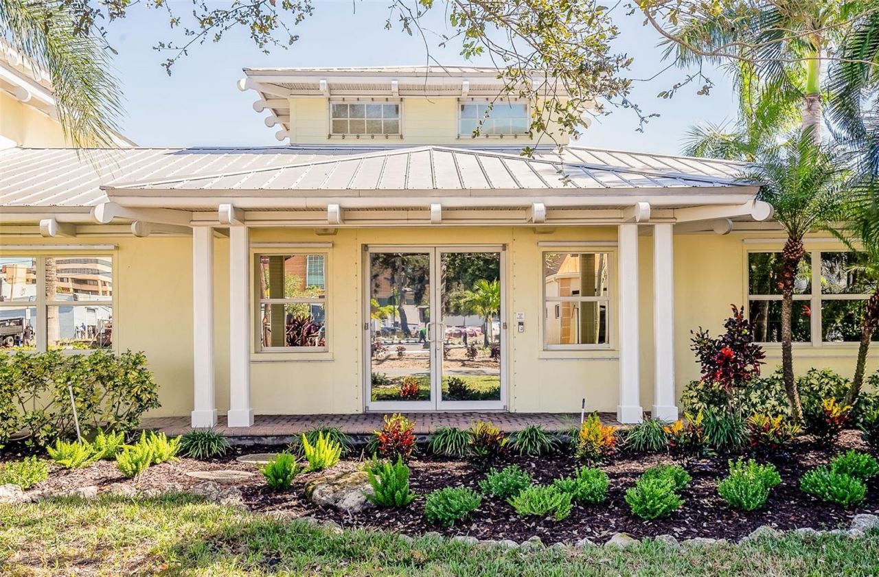 525 8th Street W, Bradenton, FL 34205 Photo