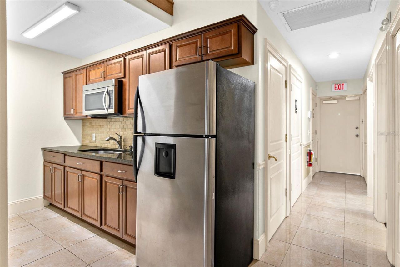 525 8th Street W, Bradenton, FL 34205 Photo