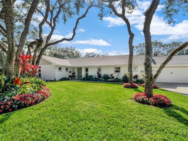 316 Eugenia Road, Vero Beach, FL 32963